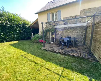 Jardin de l'établissement Studio indépendant avec jardin privatif