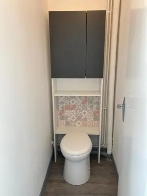 Salle de bains dans l'établissement F2 Vire centre