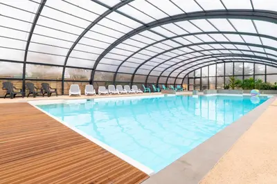Piscine de l'établissement Gîte LE CABESTAN ou située à proximité