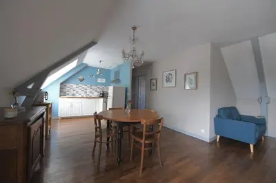Coin salon dans l'établissement Auprès de mon arbre