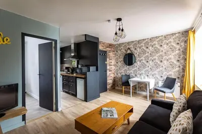 Cuisine ou kitchenette dans l'établissement La Brise- Joli T2 rénové - Vue Mer - 1 chambre