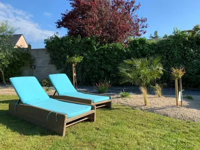 Jardin de l'établissement L'Annexe, F2 avec jardin, 800 m de la plage