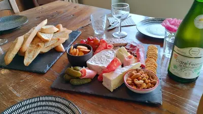 Nourriture dans le B&B/chambre d'hôtes ou à proximité