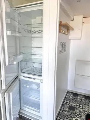 Cuisine ou kitchenette dans l'établissement « L’Olympe » - à 300 M de la plage