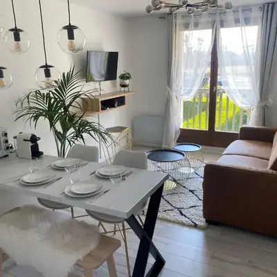 La Fleur Marine Classé 3 étoiles - Accès direct mer Cabourg