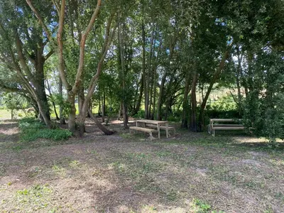 Jardin de l'établissement Maison en pleine nature proche plage Omaha Beach!