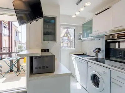 Cuisine ou kitchenette dans l'établissement Apartment Galion 1 et 2 by Interhome