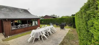 Jardin de l'établissement CHALET BORD DE MER