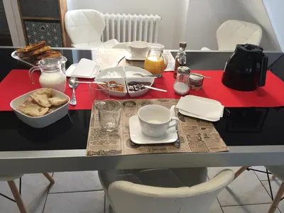 Nourriture dans le séjour chez l'habitant ou à proximité