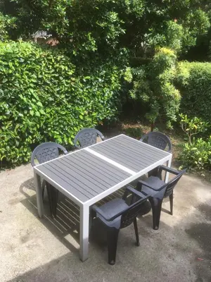 Jardin de l'établissement GITES KERSIMON