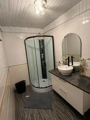 Salle de bains dans l'établissement Gîte le parc Michel