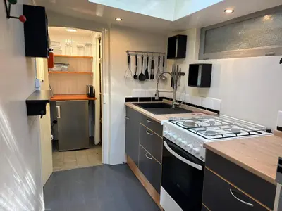 Cuisine ou kitchenette dans l'établissement Natuurhuisje - 'Gites de la Vie' - Hondvriendelijk - Normandië
