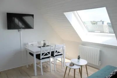 Télévision ou salle de divertissement dans l'établissement Cabourg - Studio cosy à 1 min de la plage