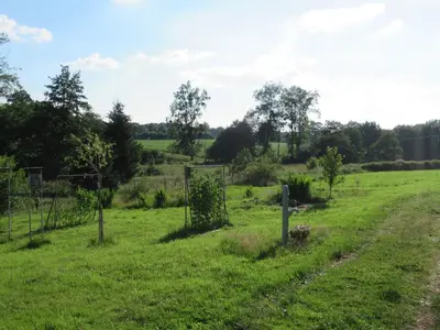 Jardin de l'établissement L'Oisiveraie - Ecolieu dans le bocage normand