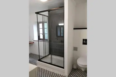 Salle de bains dans l'établissement Le Portail Du Mont