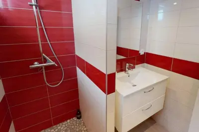 Salle de bains dans l'établissement Gite au pied des dunes, 200m de la plage