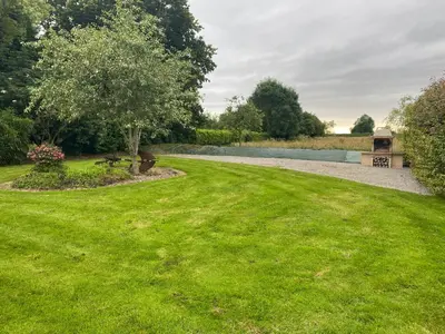 Jardin de l'établissement Gîte du Bois Pennier, au calme , à 15 km des plages du Débarquement