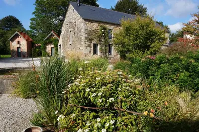 Jardin de l'établissement Au fil de l'eau
