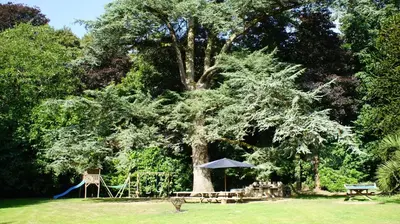 Jardin de l'établissement Chateau Le Val