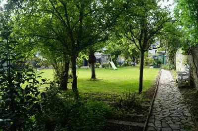 Jardin de l'établissement Normand'Histoire Gite 1869