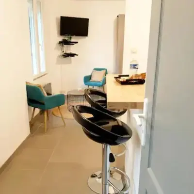 Le Petit Charmeur