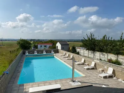 Piscine de l'établissement Gites des Sablons ou située à proximité