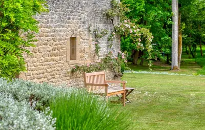 Jardin de l'établissement Stunning Home In Fontaine-Henry