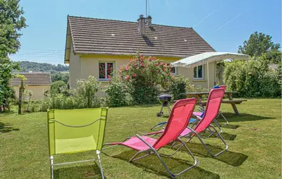 Jardin de l'établissement Holiday Home In Montsernelle