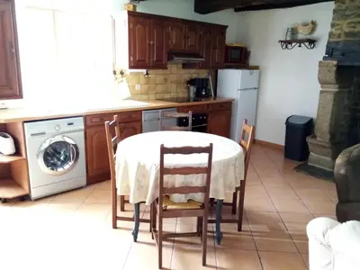 Cuisine ou kitchenette dans l'établissement GITE AVEL BREIZH