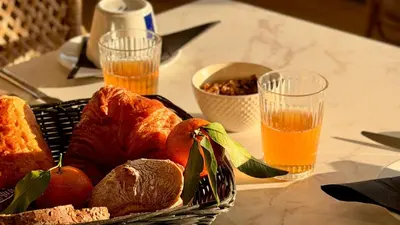 Nourriture dans l'hôtel ou à proximité