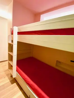 Un ou plusieurs lits dans un hébergement de l'établissement Acamar, appartement en front de mer avec parking privée