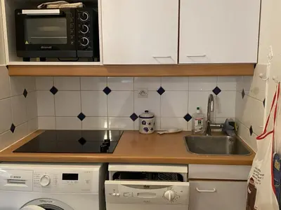 Cuisine ou kitchenette dans l'établissement Charmant Cottage avec Jardin à Deux Pas du Port - Dives-sur-Mer - FR-1-487-279