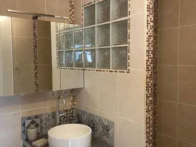 Salle de bains dans l'établissement Cabourg: Appartement 3P à 200m de la plage, 2 chambres, balcon, internet - FR-1-487-277