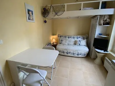 Un ou plusieurs lits dans un hébergement de l'établissement Studio à 50m de la plage à Cabourg pour 3 pers. - FR-1-487-330