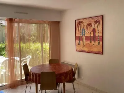 Plan de l'établissement Cabourg : Studio Rez-de-Jardin Proche Plage, Animaux Acceptés, TV, Wi-Fi Optionnel - FR-1-487-331