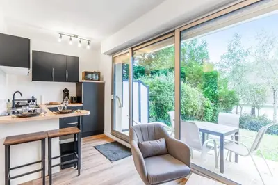 Cuisine ou kitchenette dans l'établissement Studio Aristide - Welkeys