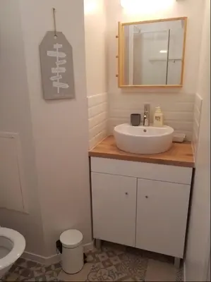Salle de bains dans l'établissement Apt With Balcony At 350 m From The Beach