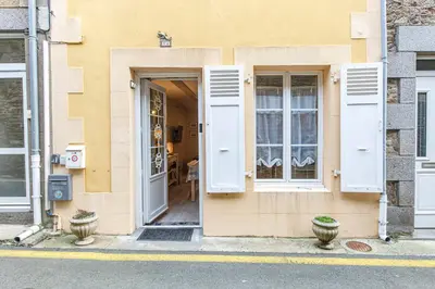 Façade ou entrée de l'établissement Charmante maison pêcheur - 50m mer