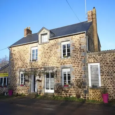 Grande maison familiale avec jardin et animaux acceptés près de la voie verte - FR-1-497-132