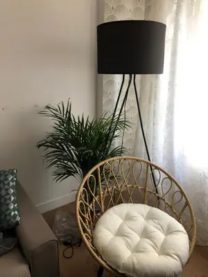 Coin salon dans l'établissement Agréable maison de ville ,calme avec tous les commerces à 150M