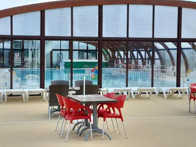 Piscine de l'établissement mobilhome 3 chambres ou située à proximité