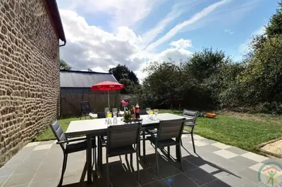Jardin de l'établissement Gîte La Vieille Mazure