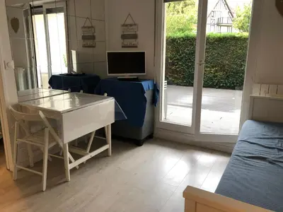 Coin salon dans l'établissement Les Dunes de Cabourg 100m plage
