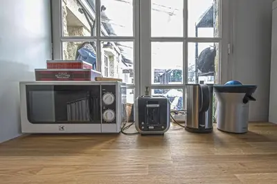 Plan de l'établissement LA MAISON DE CASSANDRE jardin & parking privé