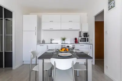 Cuisine ou kitchenette dans l'établissement Le P'tit Idéal