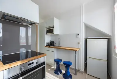Cuisine ou kitchenette dans l'établissement Callisto
