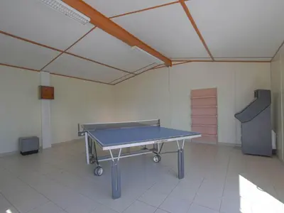 Tennis de table au sein de l'établissement Comfort in Grandcamp-Maisy ou à proximité