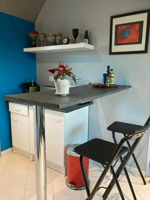 Cuisine ou kitchenette dans l'établissement A proximité des plages Normandes