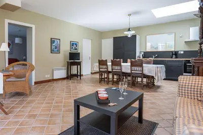 Cuisine ou kitchenette dans l'établissement Gîte Rogonde