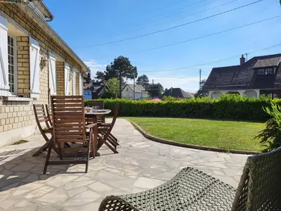 Jardin de l'établissement Maison Familiale, Plage à 250m, Calme, Jardin, Terrasse, WIFI - FR-1-465-75